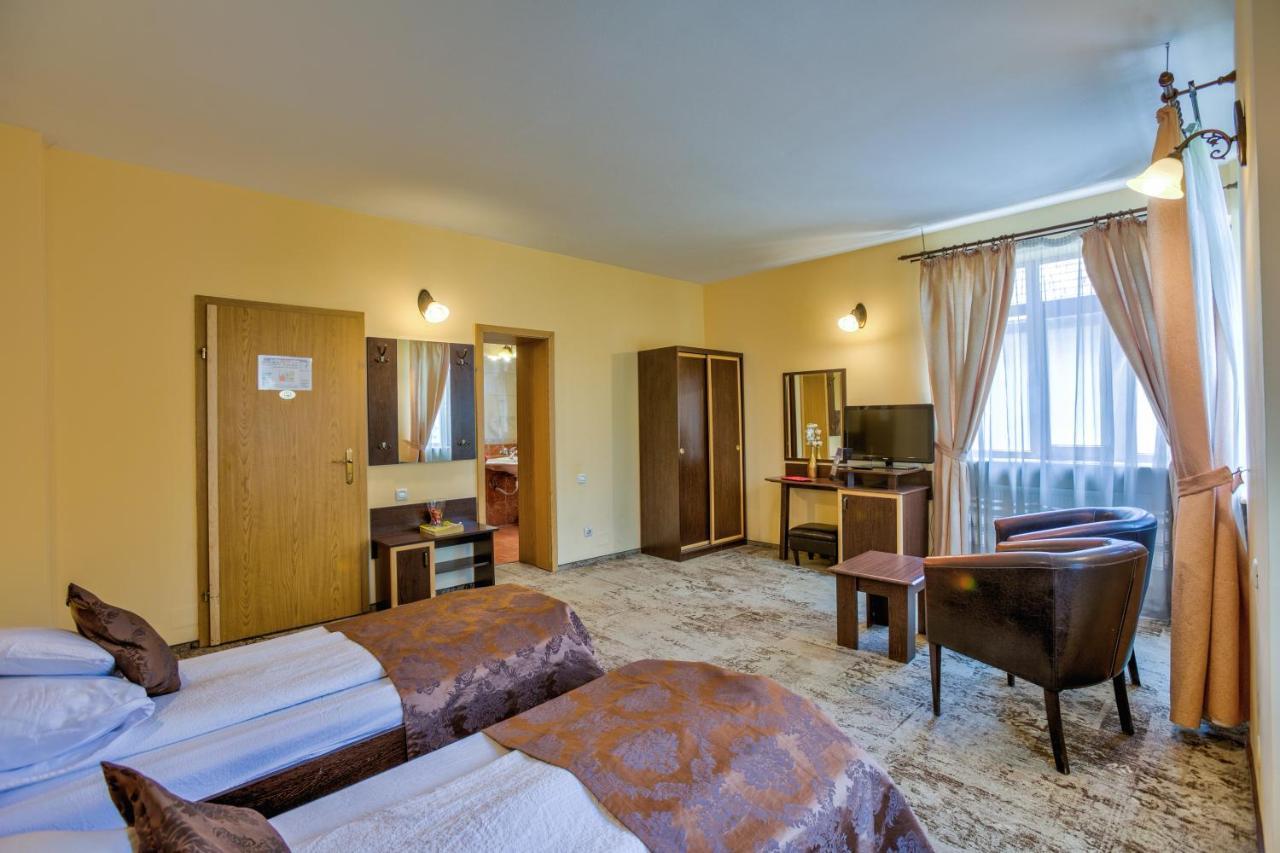 Pensiunea Ambient Brasov Exterior photo